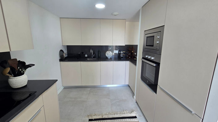 Image No.21-2 Bed Apartment for sale