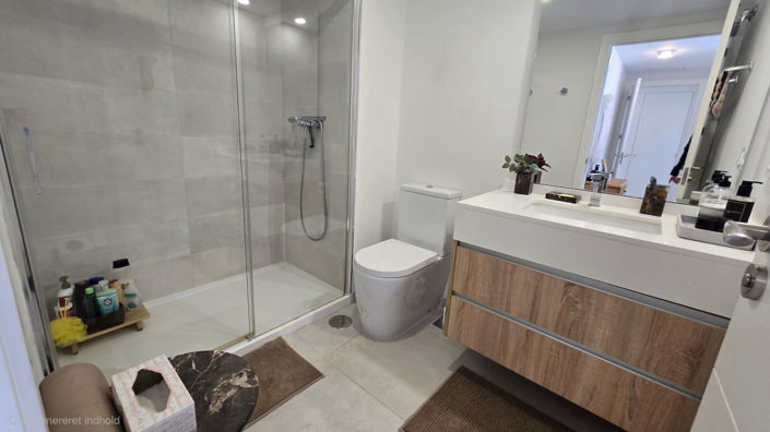 Image No.6-2 Bed Apartment for sale