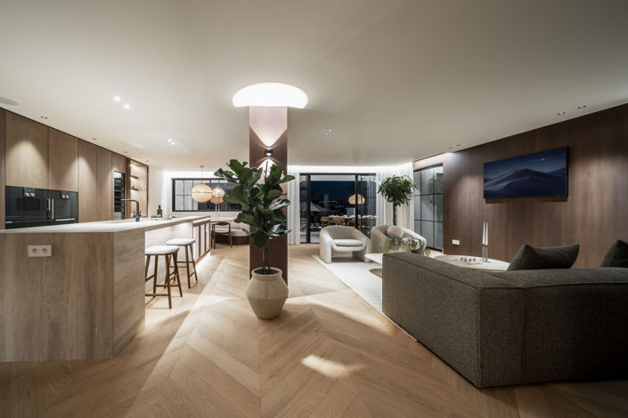 Image No.17-5 Bed Villa for sale