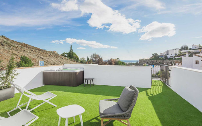 Image No.10-3 Bed Apartment for sale