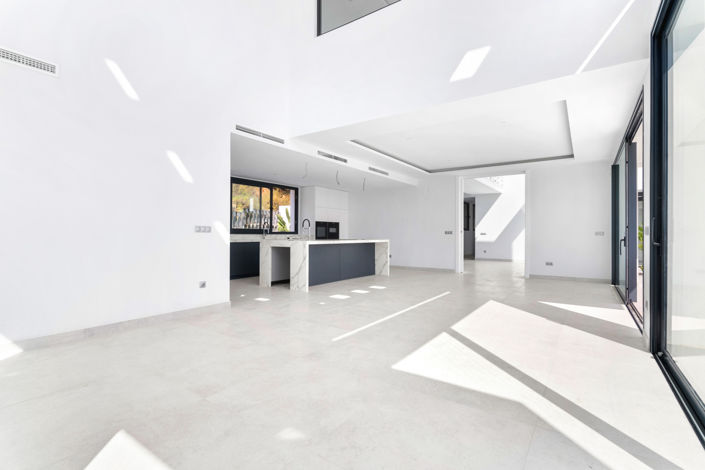 Image No.14-5 Bed Villa for sale