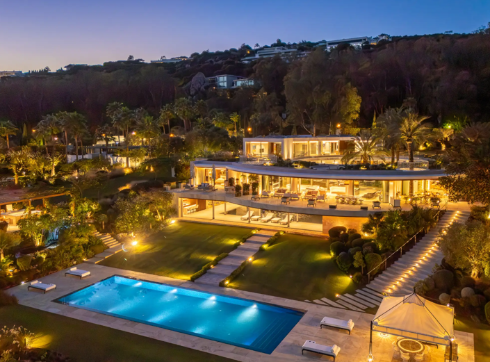 Image No.27-7 Bed Villa for sale