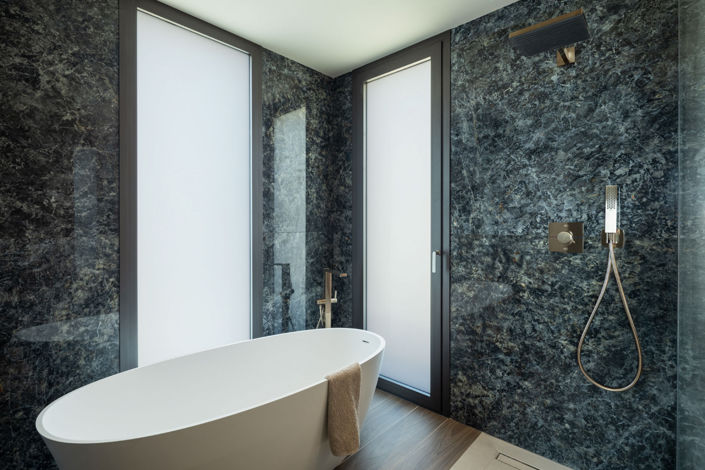 Image No.18-5 Bed Villa for sale