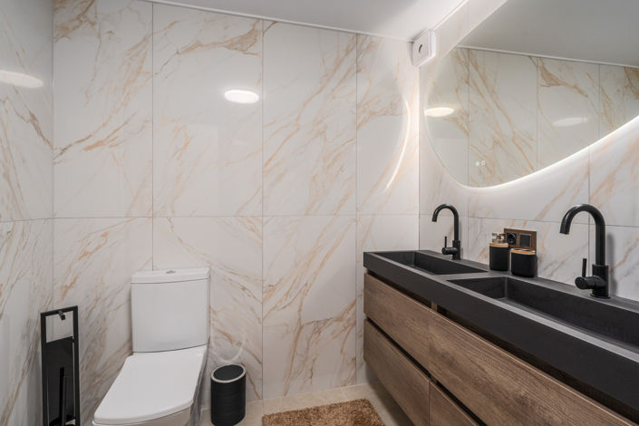 Image No.20-6 Bed Villa for sale