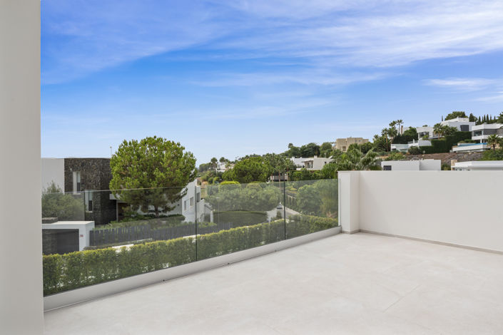 Image No.20-4 Bed Villa for sale