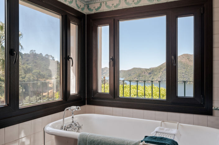 Image No.24-6 Bed Villa for sale