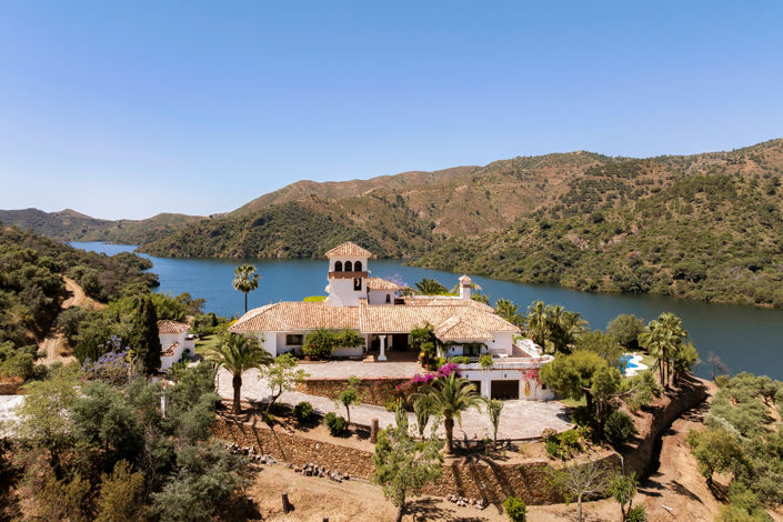 Image No.9-6 Bed Villa for sale