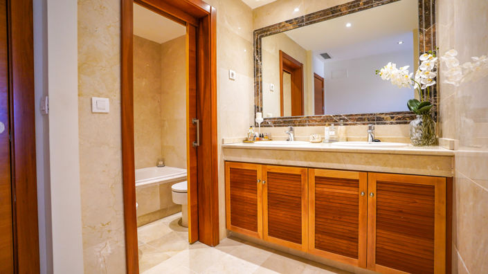 Image No.19-3 Bed Villa for sale