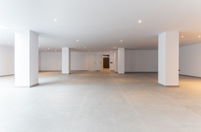 Image No.36-5 Bed Villa for sale