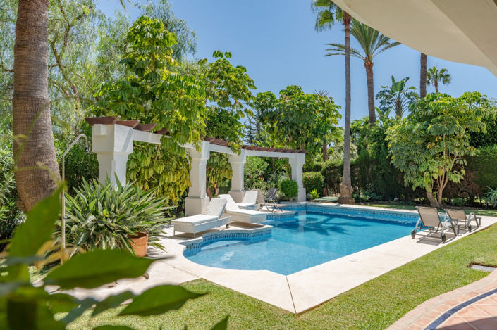 Image No.40-6 Bed Villa for sale