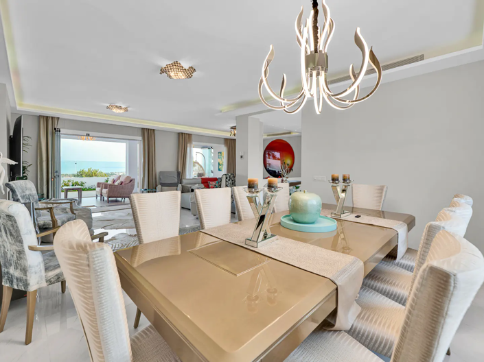 Image No.6-7 Bed Villa for sale