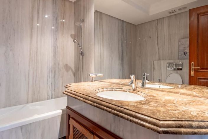 Image No.26-3 Bed Apartment for sale