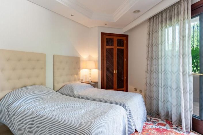 Image No.27-3 Bed Apartment for sale