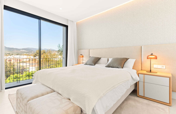 Image No.5-5 Bed Villa for sale