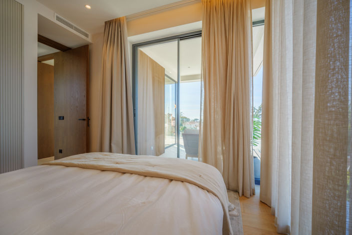 Image No.27-4 Bed Villa for sale