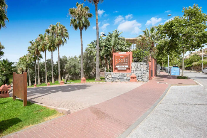 Image No.25-4 Bed Villa for sale