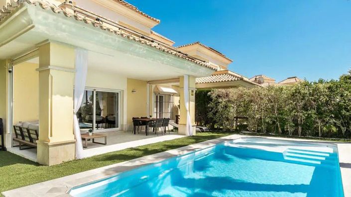 Image No.27-4 Bed Villa for sale