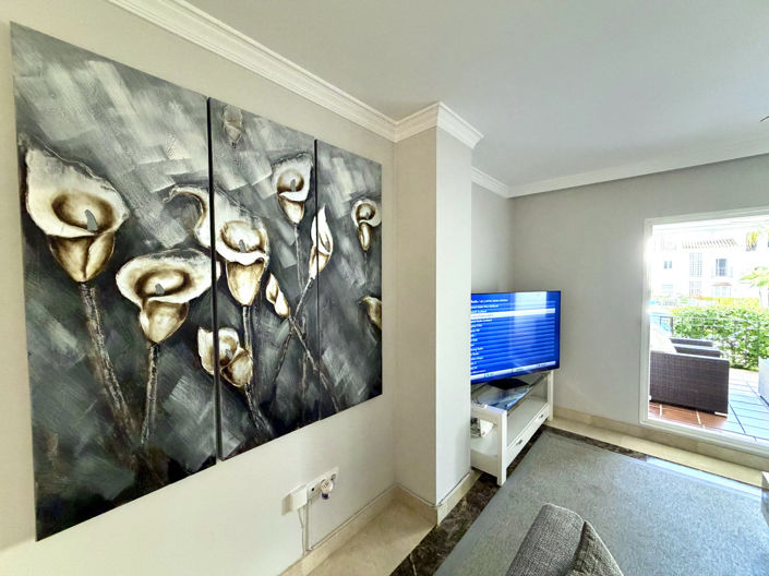 Image No.21-3 Bed Apartment for sale