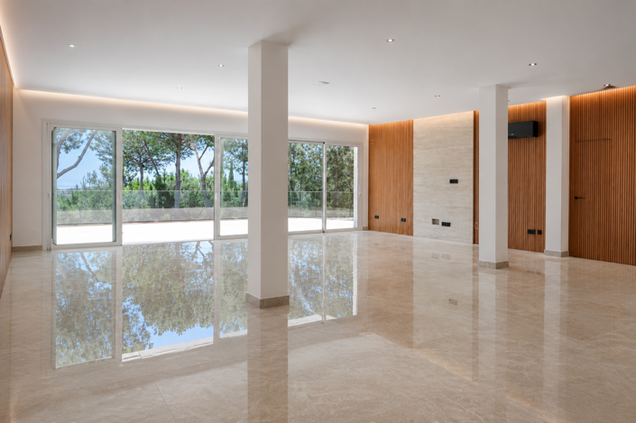 Image No.2-5 Bed Villa for sale