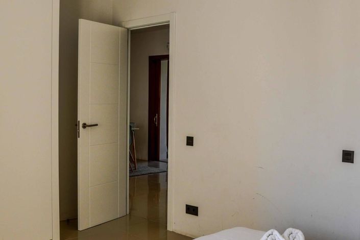 Image No.22-2 Bed Apartment for sale
