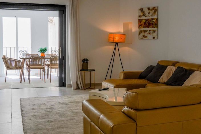 Image No.17-3 Bed Apartment for sale