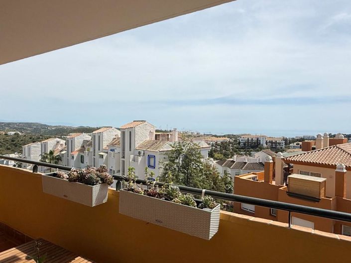 Image No.24-2 Bed Apartment for sale