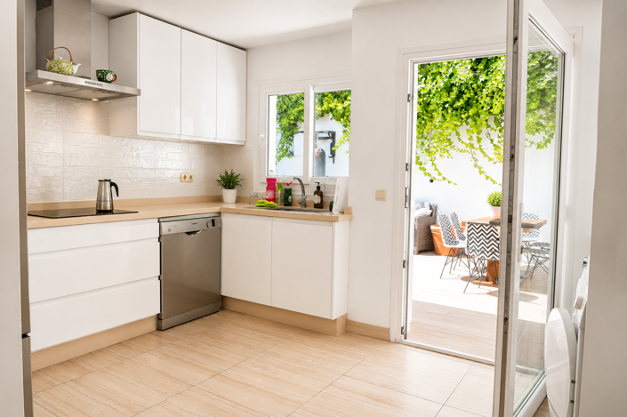 Image No.9-4 Bed Property for sale