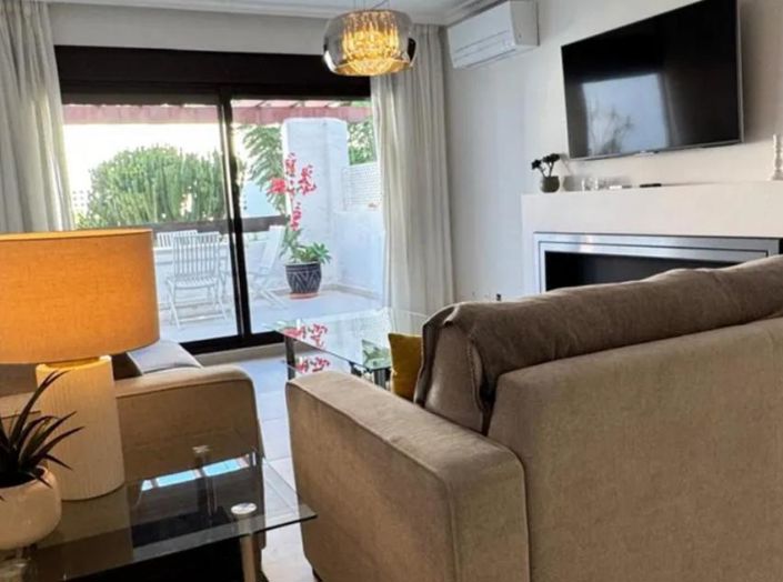 Image No.24-3 Bed Apartment for sale
