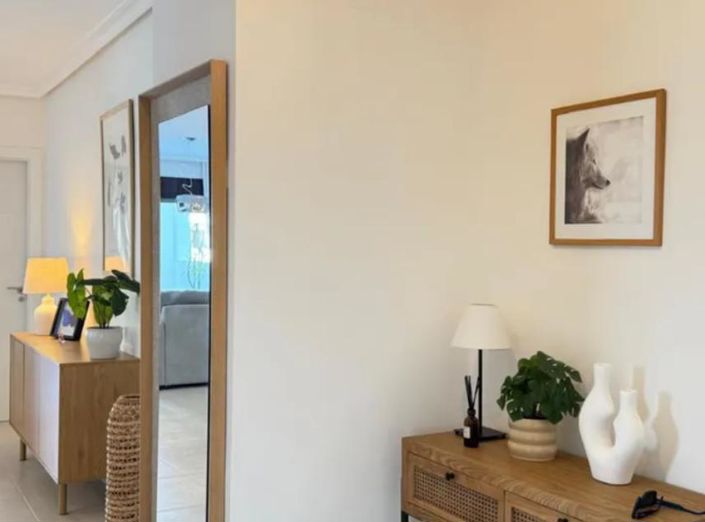 Image No.25-3 Bed Apartment for sale