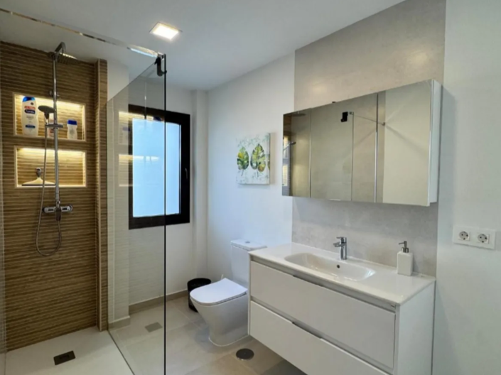 Image No.5-3 Bed Apartment for sale