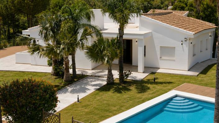 Image No.26-5 Bed Villa for sale