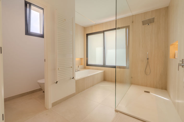 Image No.24-5 Bed Villa for sale