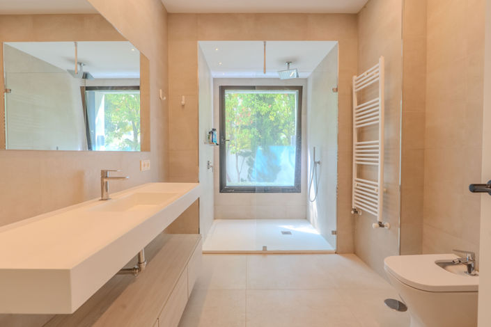 Image No.34-5 Bed Villa for sale