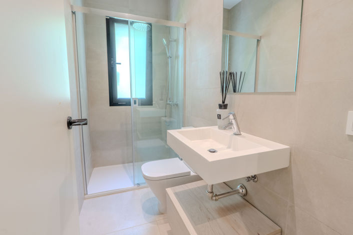 Image No.39-5 Bed Villa for sale