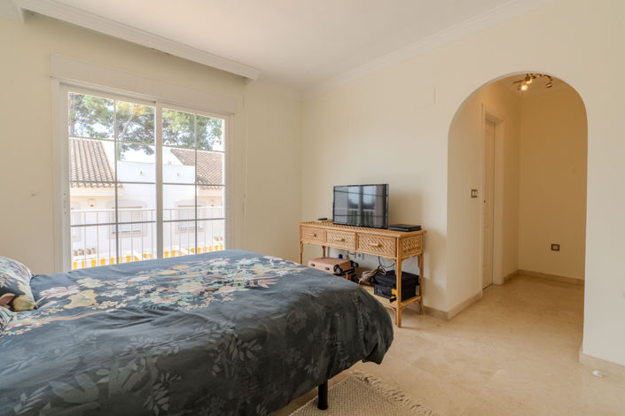 Image No.21-4 Bed Villa for sale
