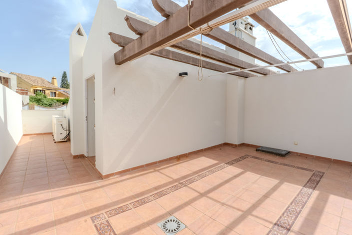 Image No.32-4 Bed Villa for sale