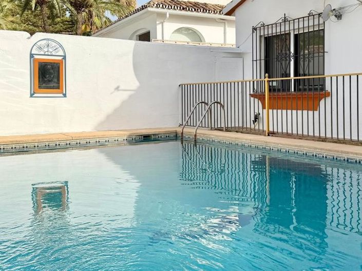 Image No.12-4 Bed Villa for sale