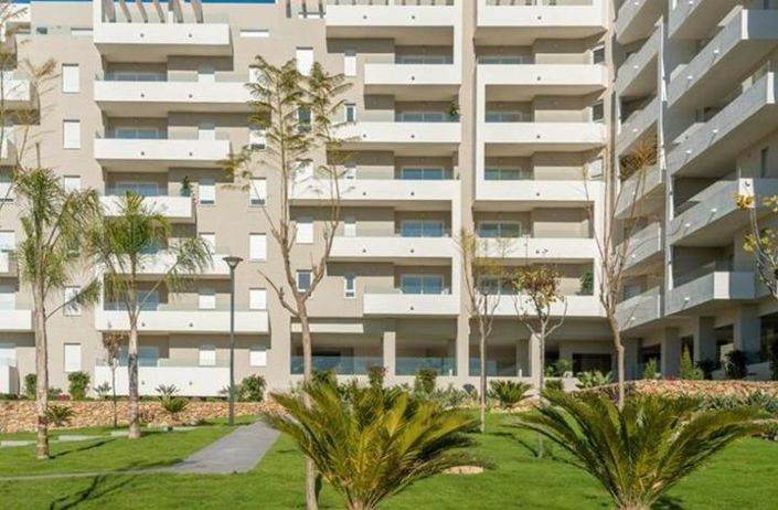 Image No.28-3 Bed Apartment for sale