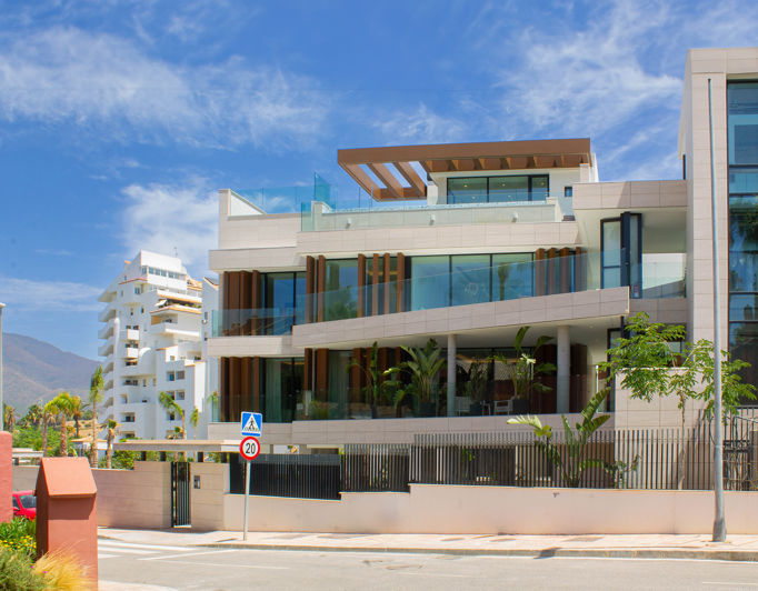 Image No.18-3 Bed Apartment for sale