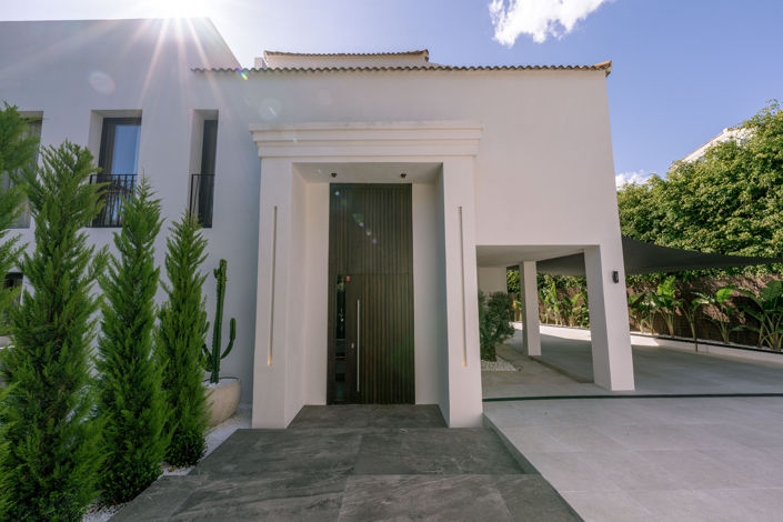 Image No.42-5 Bed Villa for sale