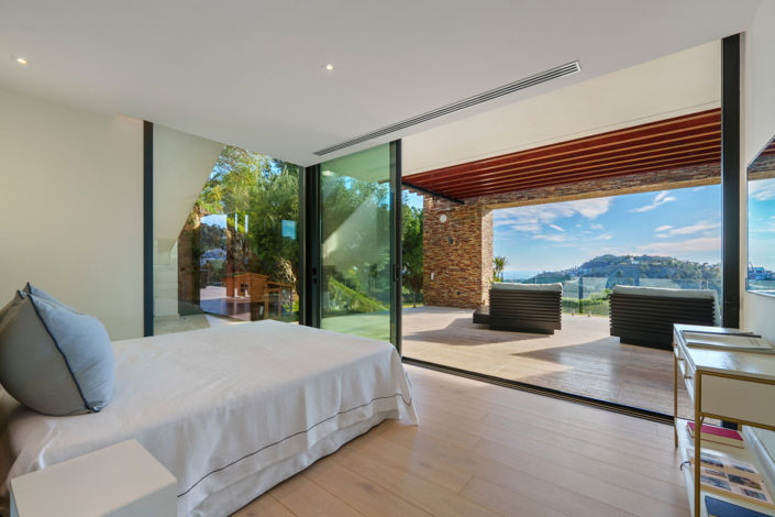 Image No.26-5 Bed Villa for sale
