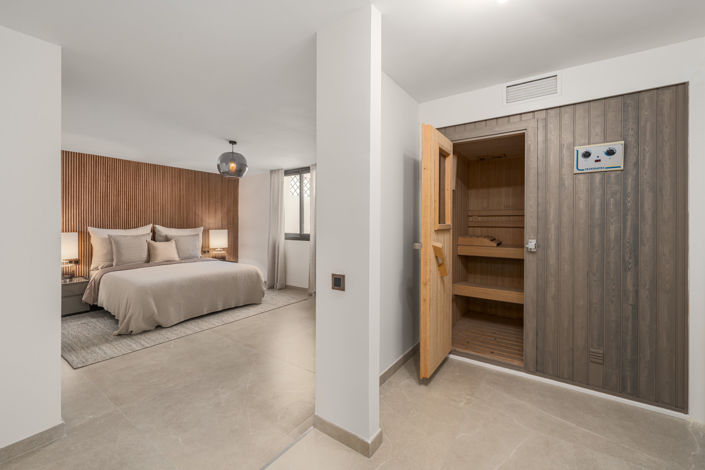 Image No.4-6 Bed Villa for sale