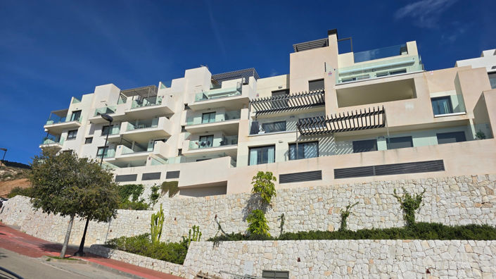 Image No.10-2 Bed Apartment for sale