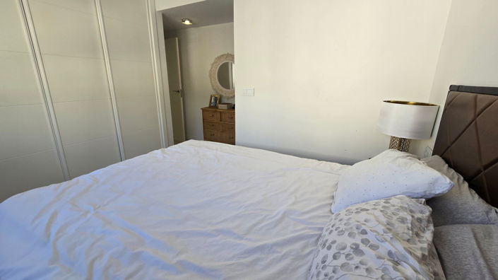 Image No.25-2 Bed Apartment for sale