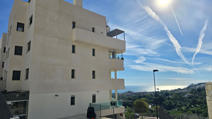 Image No.30-2 Bed Apartment for sale