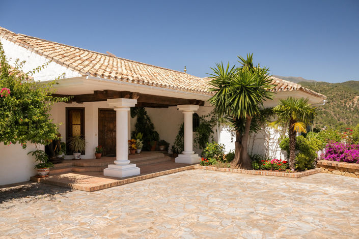 Image No.14-6 Bed Villa for sale