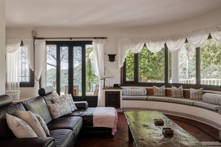 Image No.5-6 Bed Villa for sale