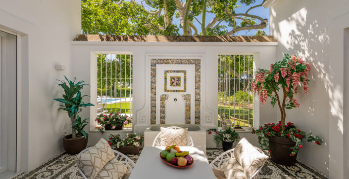 Image No.2-6 Bed Villa for sale