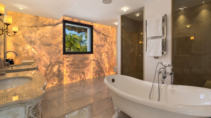Image No.6-6 Bed Villa for sale