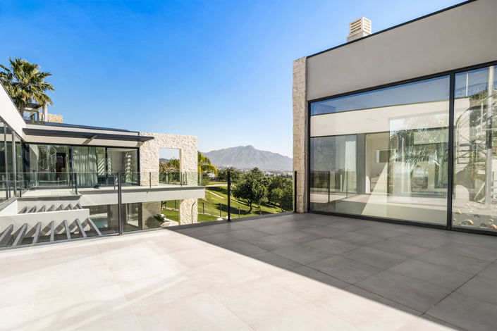 Image No.21-5 Bed Villa for sale